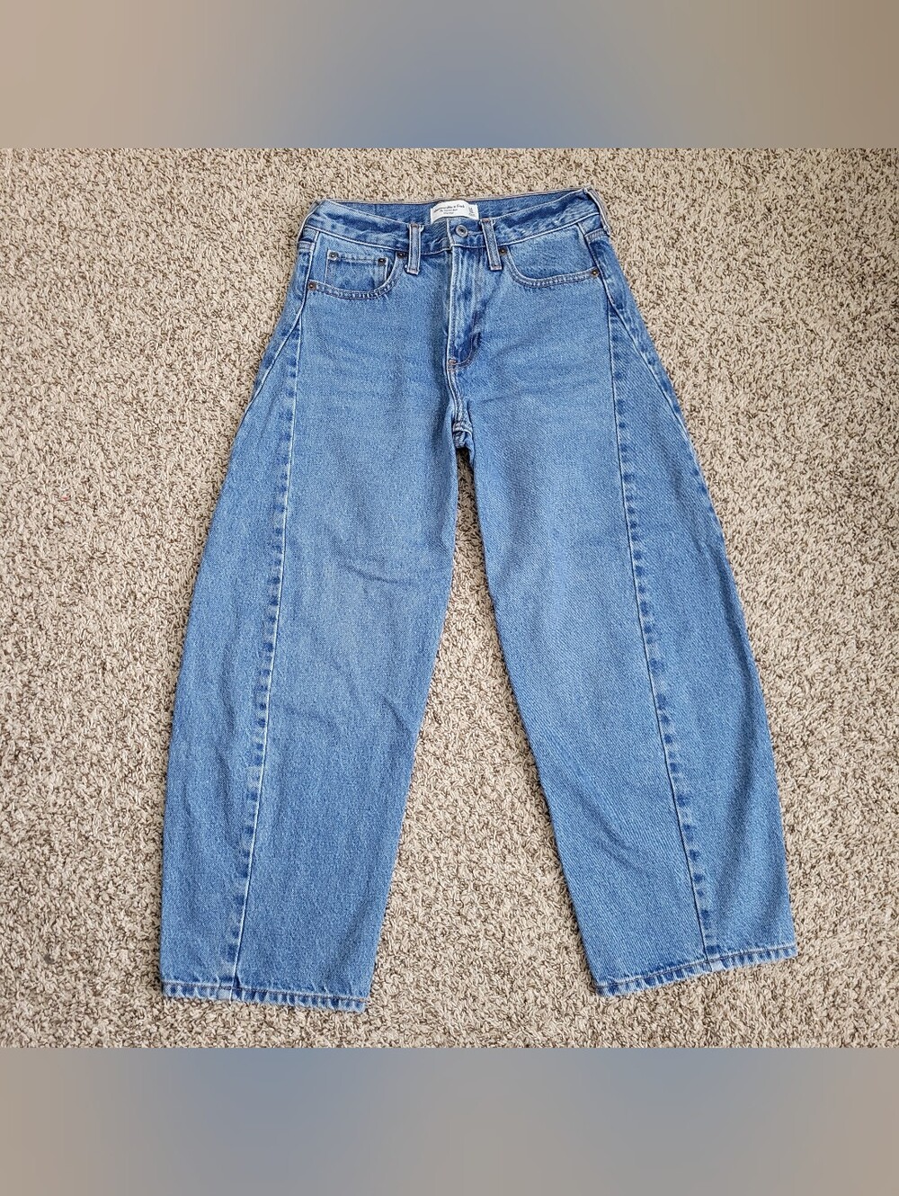 Abercrombie & Fitch Barrel Jean Mid Rise Blue Denim Jeans 24 00 Short
